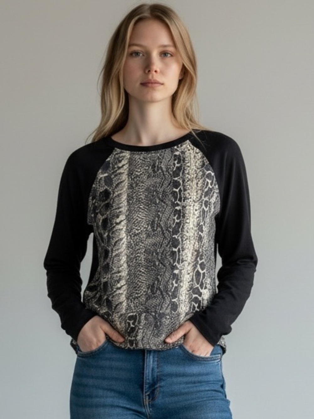 Women’s Black Snake-Print Long Sleeve Top